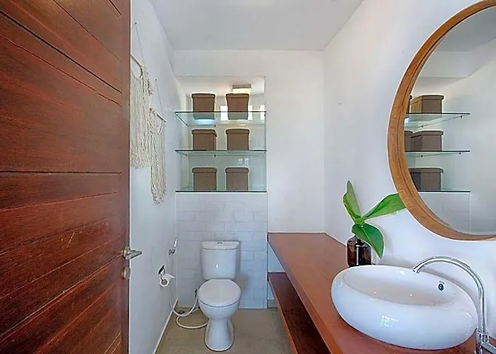 Villa Kalih - Stylish 2 Bedroom In Canggu